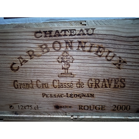 Lot de 6 bouteilles AOC Pessac-L&eacute;ognan "Ch&acirc;teau Carbonnieux" rouge 2000
